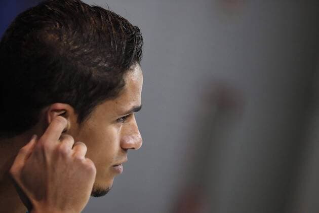 Real Madrid s French defender Raphael Varane attends a press conference PK Pressekonferenz following a training session at Valdebebas sports facilities in Madrid, Spain, 10 April 2018. Real Madrid will face Juventus in their UEFA Champions League quarter final second leg match on 11 April. Real Madrid press conference !ACHTUNG: NUR REDAKTIONELLE NUTZUNG!  Copyright: xJAVIERxLIZÓNx GRAF326 20180410-636589680223394448