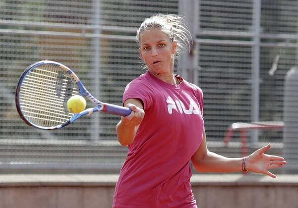 Czech tennis player Karolina Pliskova trains after the press conference PK Pressekonferenz on the J&T Banka Prague Open tennis tournament, in Prague, Czech Republic, on April 10, 2018. (CTKxPhoto MichaelaxRihova) CTKPhotoP201804100691201  mir 4