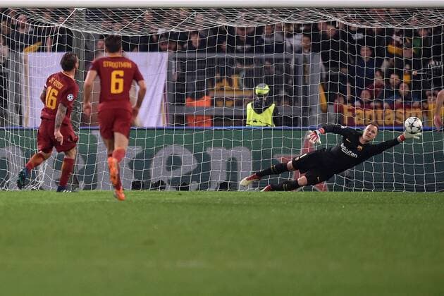 Gol su rigore di Daniele De Rossi Roma. Goal celebration Roma 10-04-2018 Stadio Olimpico Champions League, Quarti di Finale. AS Roma - Barcellona AS Roma - Barcelona Foto Antonietta Baldassarre Insidefoto AntoxBaldassarre
