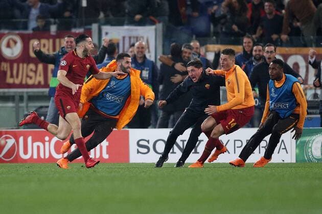 L’esultanza di Kostas Manolas Roma dopo il gol del 3-0 Kostas Manolas celebrates after scoring goal Roma 10-04-2018 Stadio Olimpico Champions League, Quarti di Finale. AS Roma - Barcellona AS Roma - Barcelona Foto Luca Pagliaricci Insidefoto LucaxPagliaricci