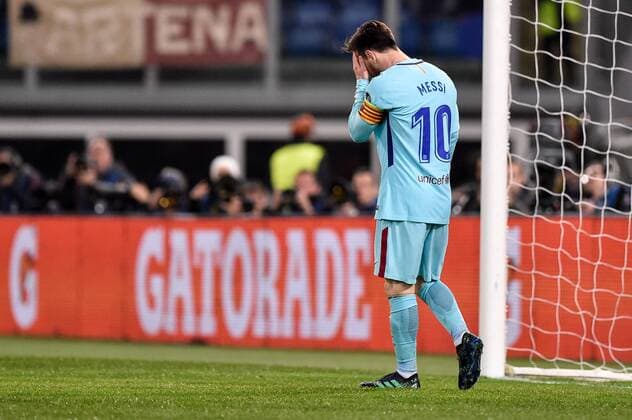 Bilder des Tages - SPORT Fußball, CL, AS Rom - FC Barcelona April 10, 2018 - Rome, Italy - Lionel Messi of FC Barcelona Barca looks dejected during the UEFA Champions League Quarter Final match between Roma and FC Barcelona at Stadio Olimpico, Rome, Italy on 10 April 2018. Roma v FC Barcelona.UEFA Champions League Quarter Final .10 04 2018.  - ZUMAn230 20180410_zaa_n230_418 Copyright: xGiuseppexMaffiax