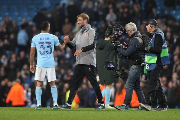 Manchester City v Liverpool UEFA Champions League Quarter Final Jurgen Klopp manager of Liverpool shakes hands with Gabriel Jesus, after the UEFA Champions League Quarter Final match against Manchester City at the Etihad Stadium, Manchester. Content Not Available For UK Newspapers Copyright: xMichaelxSedgwickx FIL-11629-0051