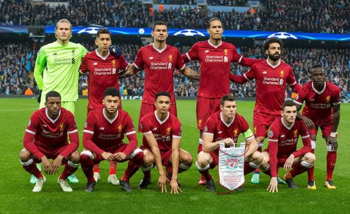 Liverpool pre match team photo (back row, l-r) Goalkeeper Loris Karius, Roberto Firmino, Dejan Lovren, Virgil van Dijk, Mohamed Salah & Sadio Mane (front row, l-r) Georginio Wijnaldum, Alex Oxlade-Chamberlain, Trent Alexander-Arnold, James Milner & Andrew Robertson during the UEFA Champions League QF 2nd leg match between Manchester City and Liverpool at the Etihad Stadium, Manchester, England on 10 April 2018. Copyright: xAndyxRowlandx PMI-1960-0017