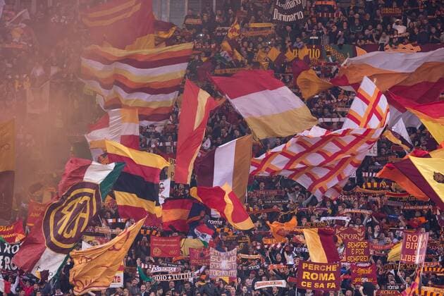 Fußball, CL, AS Rom - FC Barcelona April 10, 2018 - Rome, Italy - Fans of AS Roma after the UEFA Champions League quarter final match between AS Roma and FC Barcelona Barca at Olympic Stadium. UEFA Champions League AS Roma vs FC Barcelona in Rome, Italy - 10 Apr 2018 - ZUMAs197 20180410_zaa_s197_064 Copyright: xErnestoxVicinanzax
