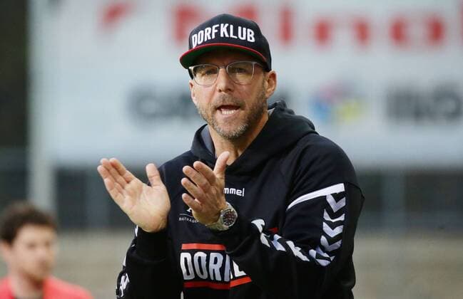 Stuttgart football wfv cup quarterfinal Stuttgarter Kickers vs SG Sonnenhof Großaspach Sascha Hildmann coach Aspach