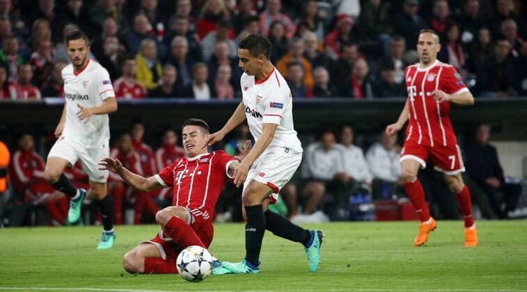 UEFA Champions League FC Bayern Munich Sevilla FC Quarter-finals Relegation Quarter Finals 2nd leg 11 04 2018 at Allianz Arena Season 2017 18 xmdx Wissam BEN YEDDER 9 Sevilla FC James RODRIGUEZ 11 FC Bayern Muenchen FC Bayern Muenchen Sevilla FC