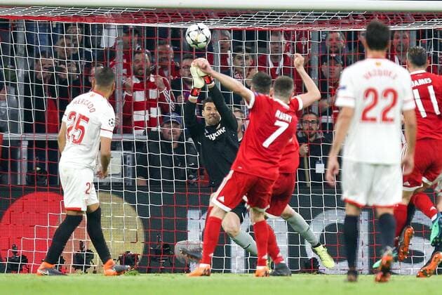 Goalkeeper action by David Soria 13 Sevilla FC Bayern Muenchen vs Sevilla FC Quarterfinals Champions League 11 04 2018 Muenchen Bayern Germany Copyright: xkolbert-press ChristianxKolbertx