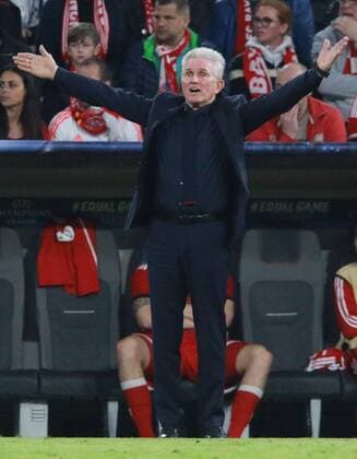 Coach Jupp Heynckes FC Bayern gestures Soccer UEFA Champions League FC Bayern Munich Sevilla FC 11 04 2018