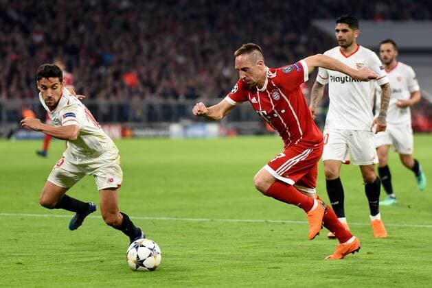 Jesus Navas Gonzalez Sevilla FC Franck Ribery FC Bayern Munich Germany Muenchen Sport Soccer UEFA Champions League Quarter-Finals 2 Match FC Bayern Muenchen vs. Sevilla FC on 11 04 2018 Allianz Arena