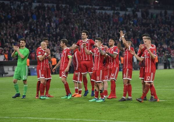 11 04 2018 Football UEFA Champions League Season 2017 2018 Quarter-finals Bayern Munich Muenchen FC Sevilla erns Players celebrate their entry into the semi-finals Team2