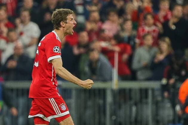 Muenchen Germany 11 04 2018 UEFA Champions League 2017 18 Season Quarter finals Second leg Bayern Munich Muenchen Sevilla FC Final cheers at Thomas Mueller FCB DeFodi501