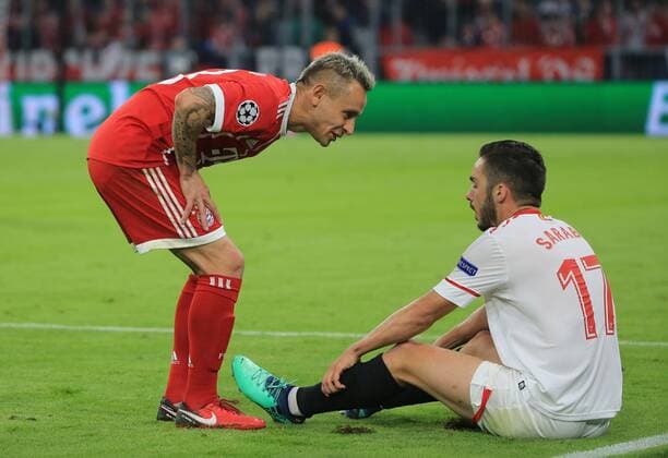 20180411 Quarterfinals CL FC Bayern vs Sevilla Allianz Arena Football Sport in the picture Rafinha FCB and Pablo Sarabia FC Sevilla