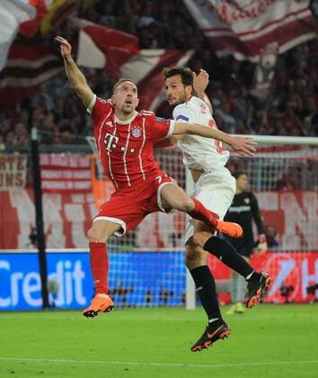 20180411 Quarterfinals CL FC Bayern vs Sevilla Allianz Arena Football Sport in the picture Franck Ribery FCB vs Franco Vazquez FC Sevilla