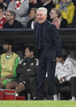Coach Jupp Heynckes Bayern Munich FCB on the sidelines is screaming sour FC Bayern Munich FCB vs Sevilla FC UEFA Champions League CL Quarter-finals 2nd leg match 2017 2018 Munich Allianz Arena 11 04 2018 FC Bayern Munich FCB vs Sevilla FC