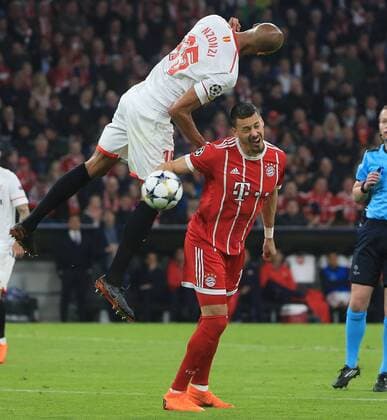 20180411 Quarterfinal CL FC Bayern vs Sevilla FC Allianz Arena Football Sport im Bild Steven N «Zonzi Sevilla FC vs Sandro Wagner FCB