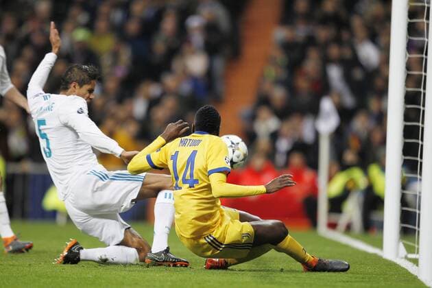 Partido de vuelta de cuartos de final de la Champions League disputado entre Real Madrid y Juventus. En la imagen, Matuidi logra su gol.Last 8 Champions League match played between Real Madrid and Juventus. In this picture, Mautidi scores his goal. 