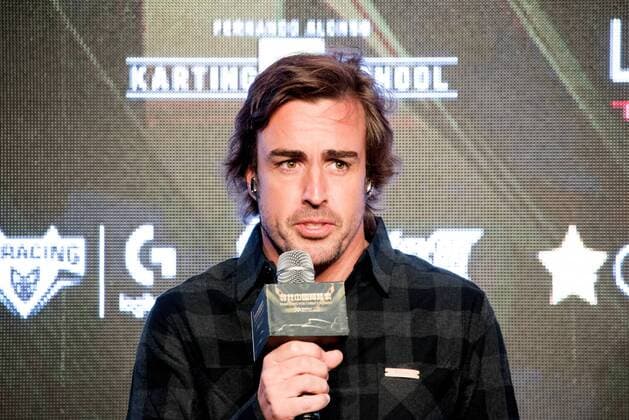 April 11, 2018 - Shanghai, Shanghai, China - Shanghai, CHINA-11th April 2018: Spanish Formula One racing driver Fernando Alonso Diaz attends a press conference PK Pressekonferenz in Shanghai, April 11th, 2018, declaring that he will build karting center and school in China. Fernando Alonso Diaz  - ZUMAs145 82753205st Copyright: xYexLiangjunx
