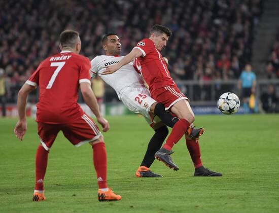 11 04 2018 Football UEFA Champions League Season 2017 2018 Quarter-finals FC Bayern Muenchen FC Sevilla 0 0 Robert Lewandowski Bayern Muenchen Gabriel Mercado FC Sevilla Franck Ribery Bayern Muenchen Team2