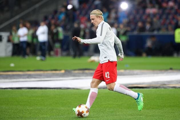 SOCCER - EL, RBS vs Lazio SALZBURG,AUSTRIA,12.APR.18 - SOCCER - UEFA Europa League, quarterfinal, Red Bull Salzburg vs SS Lazio. Image shows Xaver Schlager (RBS). GEPAxpictures xChristianxWalgram