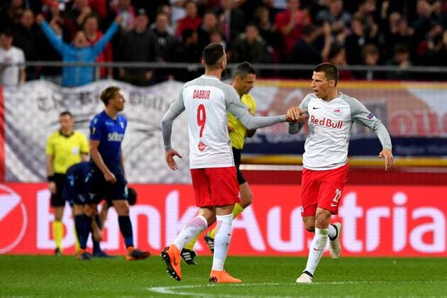 SOCCER - EL, RBS vs Lazio SALZBURG,AUSTRIA,12.APR.18 - SOCCER - UEFA Europa League, quarterfinal, Red Bull Salzburg vs SS Lazio. Image shows the rejoicing of Munas Dabbur and Stefan Lainer (RBS). GEPAxpictures xFlorianxErtl
