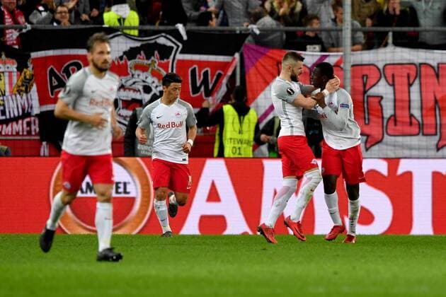 SOCCER - EL, RBS vs Lazio SALZBURG,AUSTRIA,12.APR.18 - SOCCER - UEFA Europa League, quarterfinal, Red Bull Salzburg vs SS Lazio. Image shows the rejoicing of Valon Berisha and Amadou Haidara (RBS). GEPAxpictures xFlorianxErtl