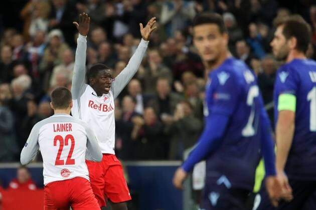 SOCCER - EL, RBS vs Lazio SALZBURG,AUSTRIA,12.APR.18 - SOCCER - UEFA Europa League, quarterfinal, Red Bull Salzburg vs SS Lazio. Image shows the rejoicing of Stefan Lainer and Amadou Haidara (RBS). GEPAxpictures xChristianxWalgram