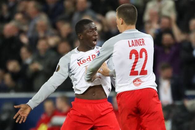 SOCCER - EL, RBS vs Lazio SALZBURG,AUSTRIA,12.APR.18 - SOCCER - UEFA Europa League, quarterfinal, Red Bull Salzburg vs SS Lazio. Image shows the rejoicing of Amadou Haidara and Stefan Lainer (RBS). GEPAxpictures xChristianxWalgram