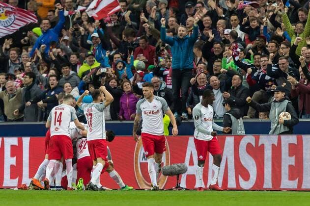 Salzburg Austria 12 04 2018 UEFA Europa League 2017 18 Season Quarter finals Second leg Red Bull Salzburg Lazio Rome cheering Torjubel to Stefan Lainer FCS after the strike to 4 1 DeFodi507