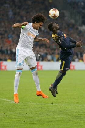 Luis Gustavo Olympique Marseille 19 Naby Keita RB Leipzig 8 Olympique Marseille vs RB Leipzig UEFA Europa League quarter-final match football 12 04 2018 Marseille Copyright: xLanger Eibner-Pressefotox EP_HLR