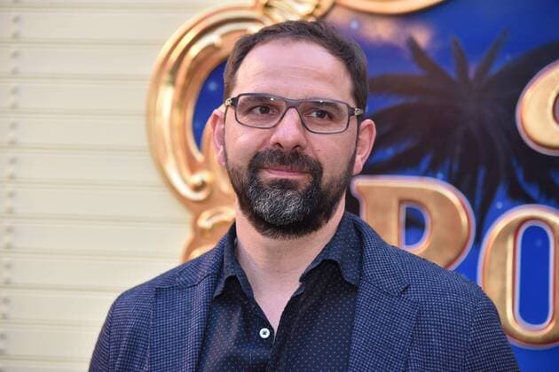 Football coach Stefan Ruthenbeck with glasses comes on 12 04 2018 for the premiere of the Circus Roncalli in Cologne