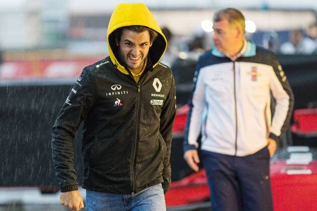 Carlos Sainz Renault Sport Formula One Team Chinese Grand Prix 2018 Free Practice 13 04 18 Shanghai Copyright: xEIBNER Illmannx EP_EER