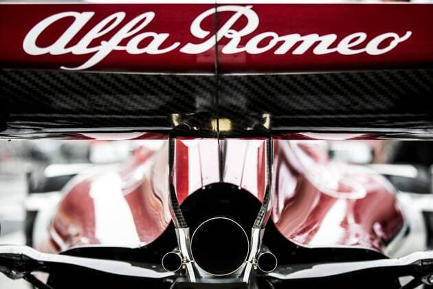 Bilder des Tages - SPORT Alfa Romeo Sauber C37, echappement exhaust during 2018 Formula 1 FIA World Championship WM Weltmeisterschaft China Grand Prix, at Shanghai from April 12 to 15 Shanghai: Motorsports: Formula 1 2018 Heineken Chinese Grand Prix Chinese Formula One Grand Prix Shanghai Circuit April 08, 2018 in Shanghai, China Shanghai China
