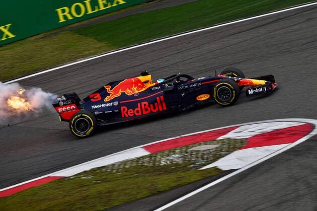 Daniel Ricciardo Red Bull Racing Formula 1 China GP in Shanghai 14 04 2018 Photo mspb Jerry Andre Fire Daniel Ricciardo formula 1 GP China 2018