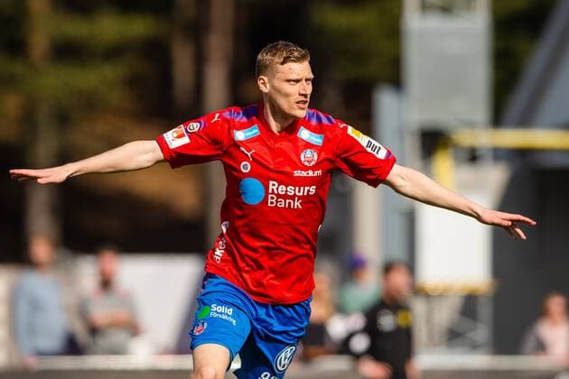 180414 Helsingborgs Andri Runar Bjarnason cheered after he scored 1 3 painted during a football match in the Superettan between Frej and Helsingborg on April 14, 2018 in Stockholm  Copyright: SIMONxHASTEGARD BB180414SH022