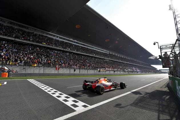 Shanghai: Motorsports: Formula 1 2018 Heineken Chinese Grand Prix Chinese Formula One Grand Prix Shanghai Circuit in Shanghai, China. 3 Daniel Ricciardo (AUS, Red Bull Racing), Finish Shanghai China