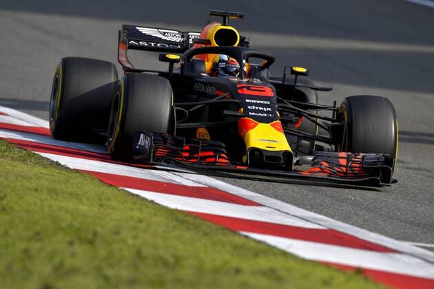 Shanghai: Motorsports: Formula 1 2018 Heineken Chinese Grand Prix Chinese Formula One Grand Prix Shanghai Circuit in Shanghai, China. 3 Daniel Ricciardo (AUS, Red Bull Racing), Shanghai China