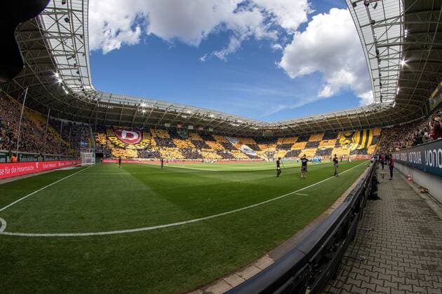 Great choreography at the beginning of the game over Weststandüne and K Block on the occasion of the 65 club birthday of Dynamo Dresden 2 Bundesliga season 2017 18 30 Round SG Dynamo Dresden Holstein Kiel Saturday 14 04 2018 SG Dynamo Dresden vs Holstein Kiel