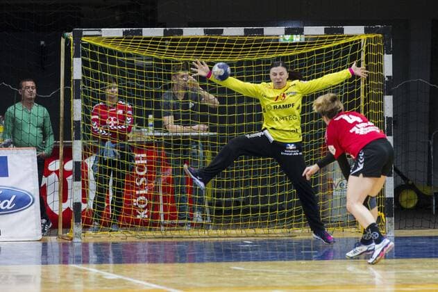 Handball Bundesliga TSV Bayer 04 Leverkusen vs TuS Metzingen 26 24 Handball Bundesliga TSV Bayer 04 Leverkusen vs TuS Metzingen 26 24 at 15 4 2018 Leverkusen Ostermann Arena Germany Photo Ralf Kardes Jasmina Jankovic 23 TW Elf Anna Seidel 4 KM xrkx