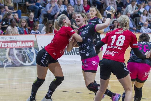 Handball Bundesliga TSV Bayer 04 Leverkusen vs TuS Metzingen 26 24 Handball Bundesliga TSV Bayer 04 Leverkusen vs TuS Metzingen 26 24 at 15 4 2018 Leverkusen Ostermann Arena Germany Photo Ralf Kardes Elf Civil Jurgutyte 3 RM Marlene Zapf 2 RA RR xrkx