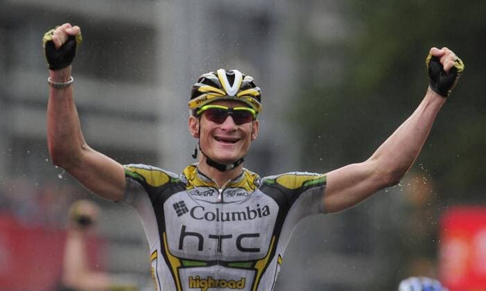 - LIEGE, BELGIUM: German Andre Greipel of team Columbia High Road celebrates as he wins the fourth stage of the Vuelta d Espana (Ronde van Spanje - Tour de l Espagne) cycling race, from Venlo to Liege (225km), on Tuesday 01 September 2009. ERICxLALMAND  x15193451x