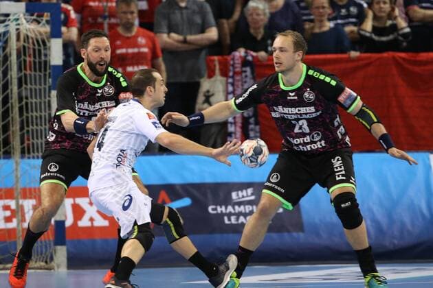 SG Flensburg Handewitt Montpellier HB EHF Champions League Flensburg 18 04 18 Flensburg 18 04 18 Handball VELUX EHF Champions League Season 2017 2018 SG Flensburg Handewitt Montpellier HB Michael Guigou Montpellier HB 14 Tobias Karlsson SG Flensburg Handewitt 03 Henrik Toft Hansen SG Flensburg Handewitt 23 xmmkx