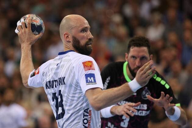 SG Flensburg Handewitt Montpellier HB EHF Champions League Flensburg 18 04 18 Flensburg 18 04 18 Sport Handball VELUX EHF Champions League Season 2017 2018 Quarterfinals SG Flensburg Handewitt Montpellier HB Vid Kavticnik Montpellier HB 23 Tobias Karlsson SG Flensburg Handewitt 03 xmmkx