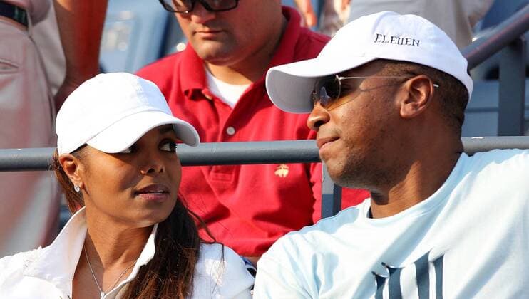 - NEW YORK, USA: (L-R) Famous singer Janet Jackson talks to a friend during the semi-final match of Justine Henin and American Venus Williams at the USTA National Tennis Center in Flushing Meadows, New York, 08 September 2007. The world number one Justine Henin will play tomorrow her finale against Svetlana Kuznetsova. Henin won with 7-6 (7 2), 6-4. PHILIPPExBUISSIN  x7384902x
