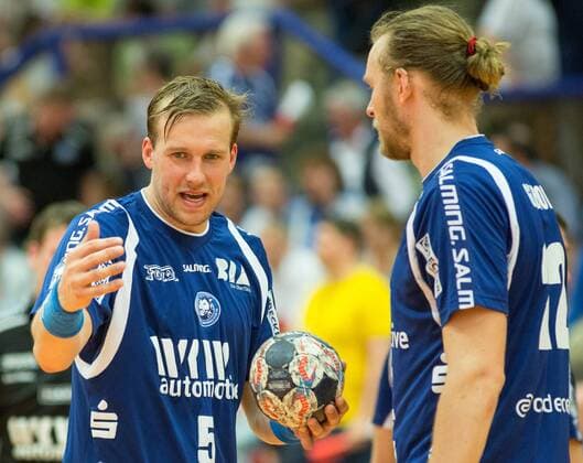 Max Darj 5 Bergischer HC with Fabian Gutbrod 22 Bergischer HC in conversation Bergischer HC vs Wilhelmshavener HV Handball 2 Bundesliga 20 04 18 Solingen NRW Germany Klingenhalle Copyright: xcdnx
