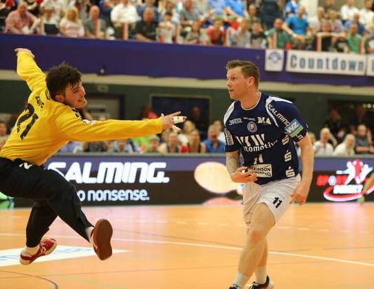 HBL 2 Handball Bundesliga Season 2017 2018 31 Daylies Bergischer HC Wilhelmshavener HV Arnor Gunnarsson Bergischer HC outsmarted TW Frederick Lüpke Wilhelmshaven