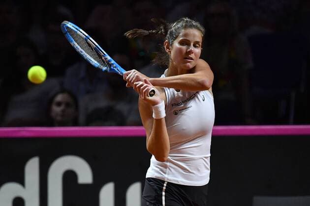 Julia GOERGES GER action single image trimmed single motive half figure half figure tennis Fed Cup semi-final Germany Czech Republic P O R S C H E A R E N A Stuttgart on 21 04 2018