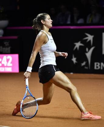 Julia Görges GER disappointed gesture Gesture Tennis Women Team Germany Germany Fed Cup FedCup 2018 Semi-finals Germany GER vs Czech Republic CZE Porsche Arena Stuttgart 21 22 04 2018 Fed Cup semi-final GER CZE Porsche Arena Stuttgart 2018