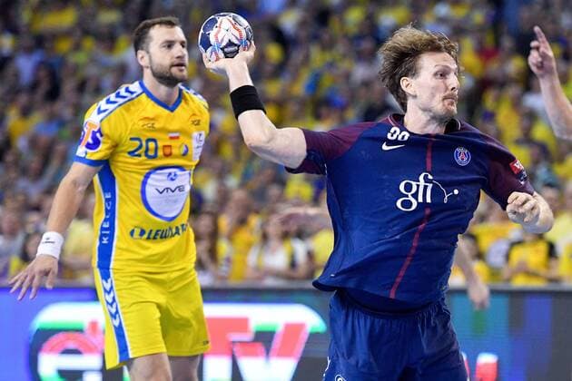 21.04.2018 KIELCE UL. BOCZNA ( POLAND ) PILKA RECZNA MEZCZYZN ( HANDBALL MEN S ) LIGA MISTRZOW - 1 4 FINALU ( MEN S VELUX EHF CHAMPIONS LEAGUE - QUARTER FINAL ) MECZ PGE VIVE KIELCE - PARIS SAINT GERMAIN HANDBALL ( GAME ) NZ MARIUSZ JURKIEWICZ JESPER NIELSEN FOTO MICHAL STANCZYK CYFRASPORT NEWSPIX.PL --- Newspix.pl  20180421CSMS0005