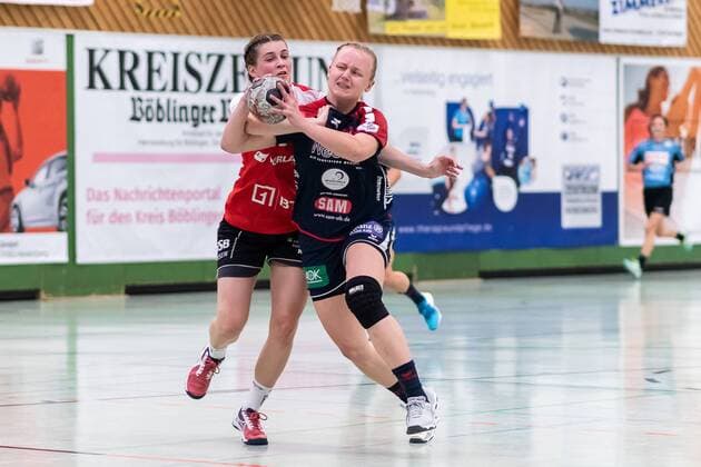 Julia Bauer TG Nuertingen 22 Aylin Bok SG H2Ku Herrenberg Kuties 08 SG H2Ku Herrenberg Kuties vs TG Nuertingen Handball 2 Bundesliga Women HBF Season 17 18 21 04 2018 SG H2Ku Herrenberg Kuties vs TG Nuertingen Handball 2 Bundesliga Women HBF Season 17 18 21 04 2018 Herrenberg Copyright: xFrankx Eibner-Pressefotox EP_wfk