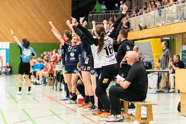 SG H2Ku Herrenberg Kuties Siegesjubel SG H2Ku Herrenberg Kuties vs TG Nuertingen Handball 2 Bundesliga Women HBF Season 17 18 21 04 2018 SG H2Ku Herrenberg Kuties vs TG Nuertingen Handball 2 Bundesliga Women HBF Season 17 18 21 04 2018 Herrenberg Copyright: xFrankx Eibner-Pressefotox EP_wfk